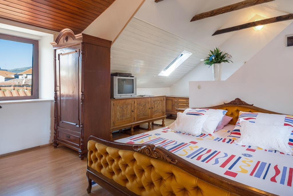 Apartment Patricia Trogir Extérieur photo